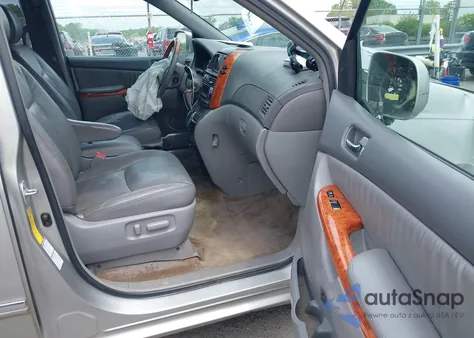 2008 Toyota Sienna Limited из США, поврежденный, VIN 5TDBK22C38S016742